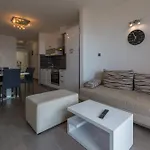 Domino