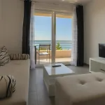 Apartament Domino *