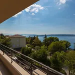 Apartament Domino *